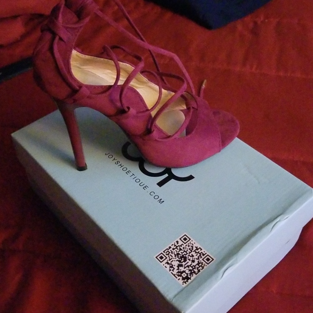Burgundy  heels